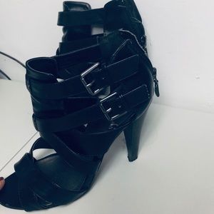 Guess shoes heels